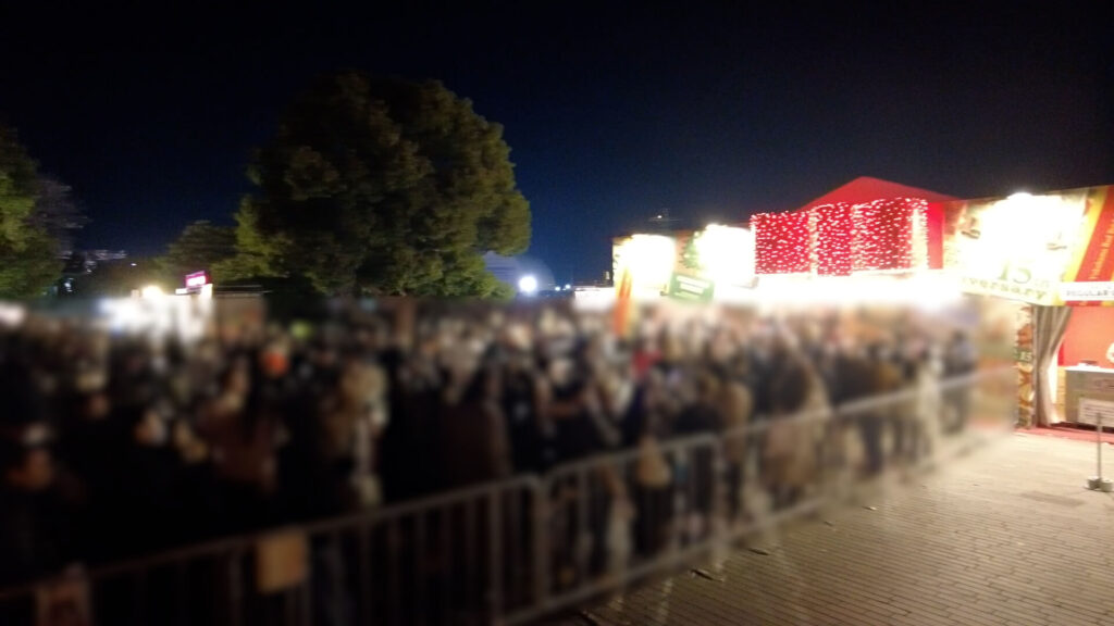 赤レンガ倉庫-クリスマスマーケット-入れない-画像6